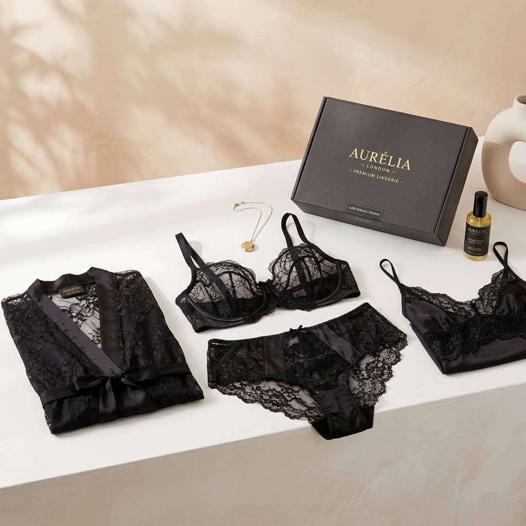 Lingerie — shop sexy sets at HerEmpire